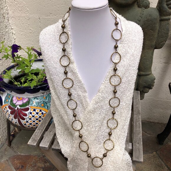 Hammered circle rings long chain in antique bronze - Picture 1 of 6